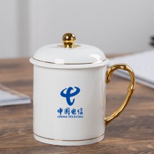 中秋國慶節(jié)禮品辦公會(huì)議杯帶蓋景德鎮(zhèn)陶瓷茶杯450ML明珠杯碟定制