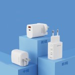 rock space鋰電池T51雙口A(yíng)+C旅行充電器定制公司廣告禮品